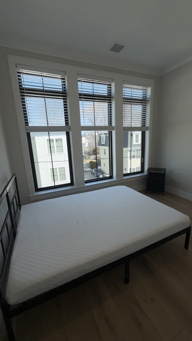 Photo - 3 Adamson St