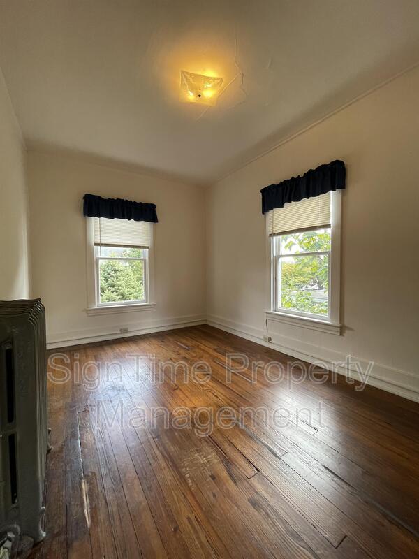 Photo - 825 Hamilton Blvd Unit Apt B
