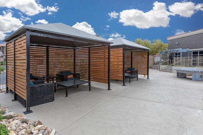 The Townhomes at Horizon Ridge