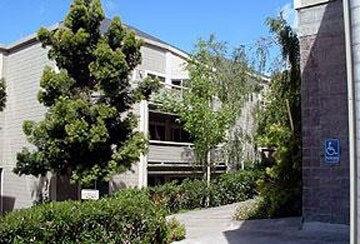 Deer Park Apartments - Deer Park Apartments