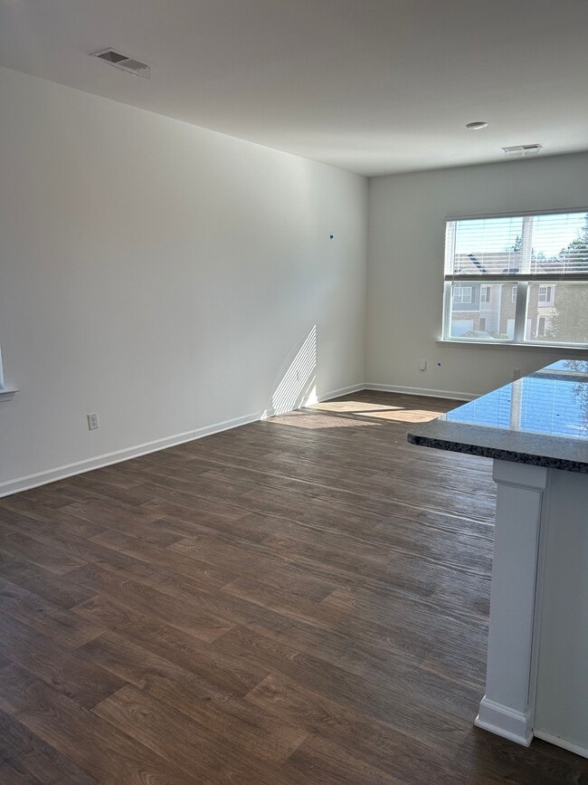 Photo - 209 Belmar Rd