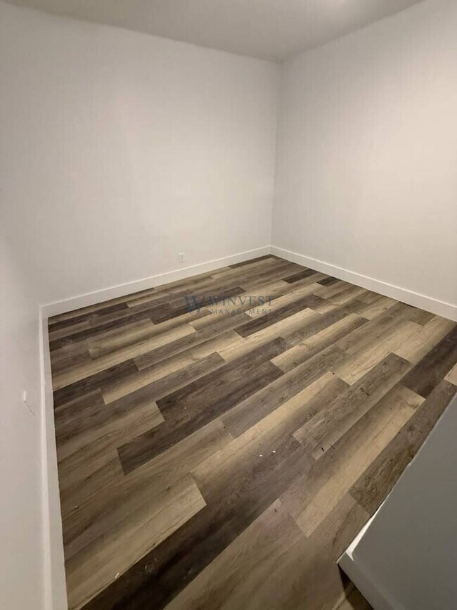 1825 McKinley St Unit 216