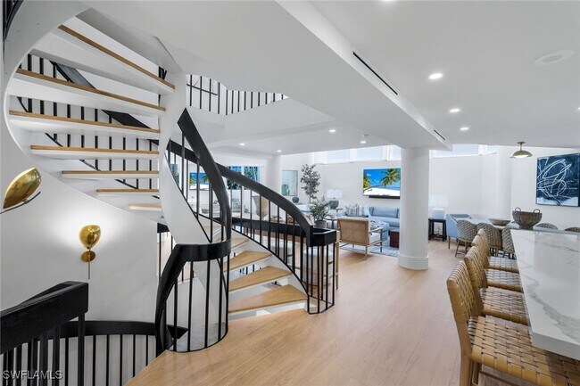 Photo - 4041 Gulf Shore Blvd N Unit 109