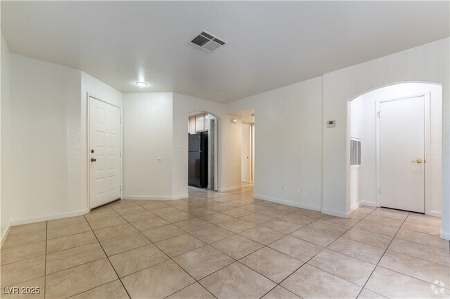 Building Photo - 1570 Jamielinn Ln Unit 104 Rental