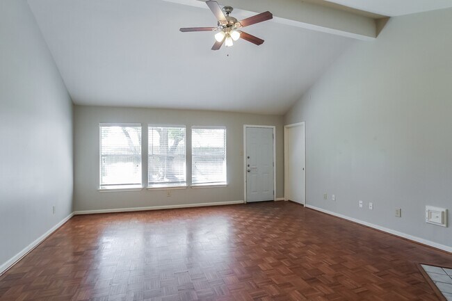 Photo - 19323 Bristlestar Dr