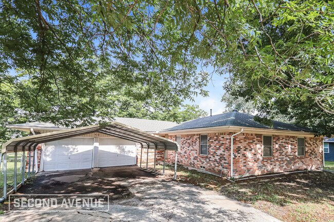 Photo - 912 N 4th St
