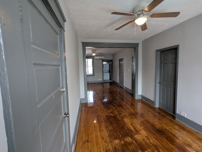 Photo - 2914 Idlewood Ave