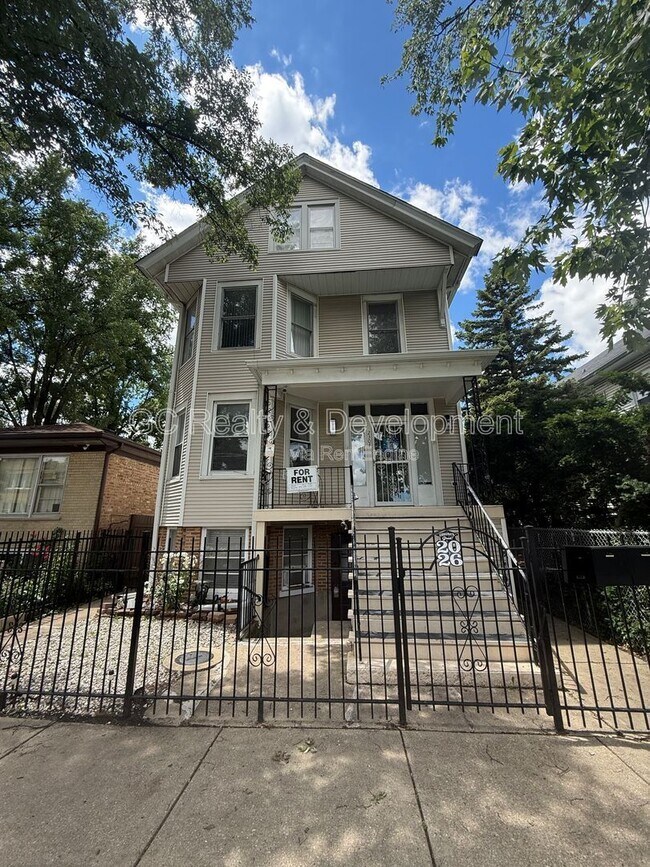 Building Photo - 2304 N Monitor Ave Unit 3