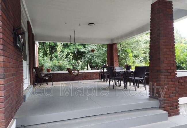 Photo - 1450 Peabody Ave