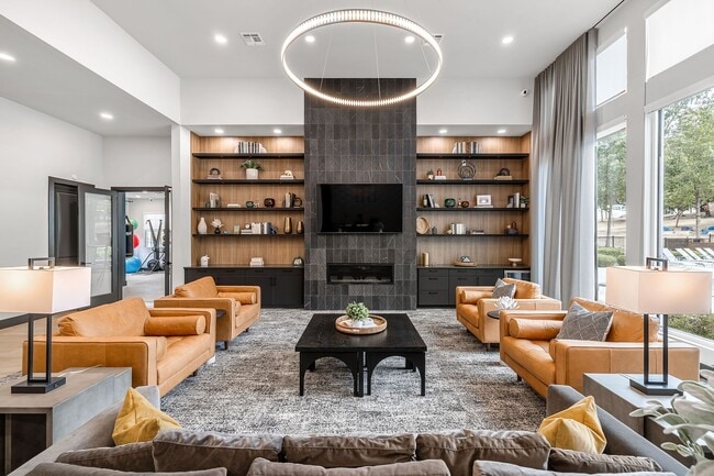 Photo - Marquis at Crown Ridge