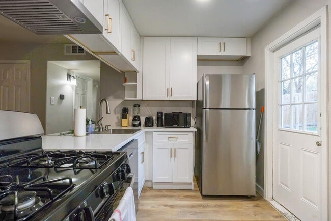 Photo - 6302 Manor Rd Unidad ID1385485P