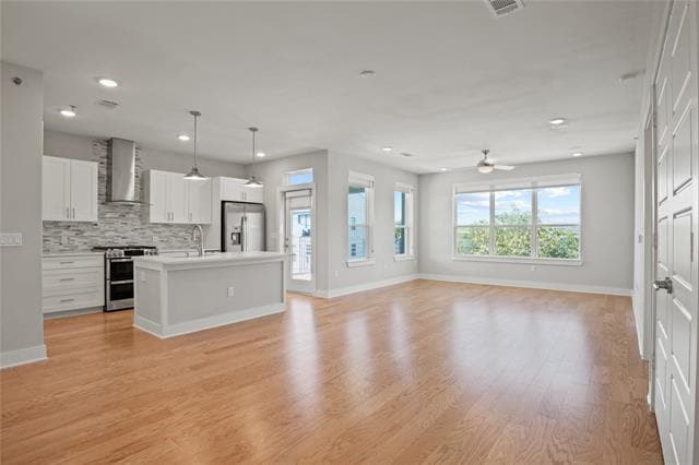 Building Photo - 2721 Wingate St Unit 208 Rental