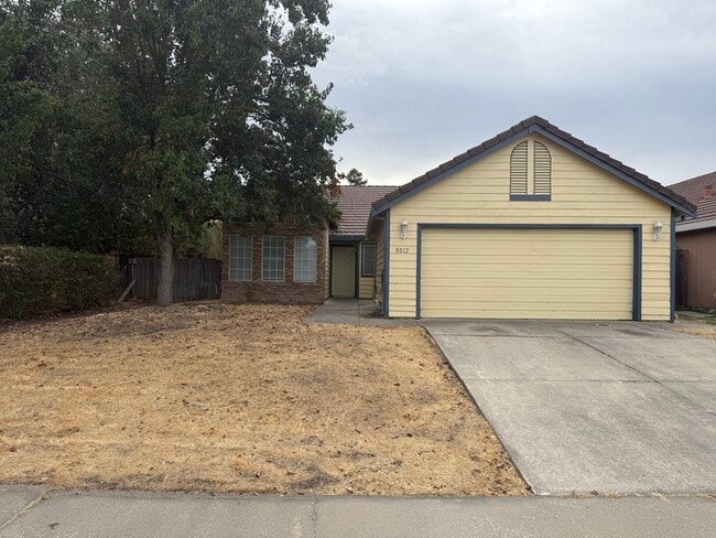 Building Photo - 8012 Parkgate Way