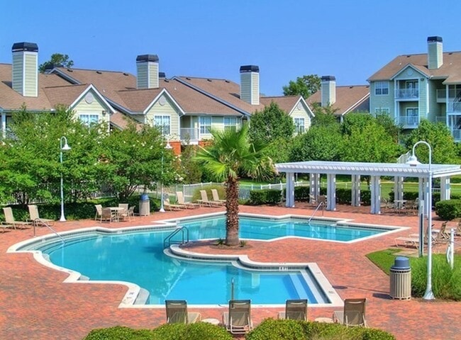 Building Photo - Governors Gate Rental