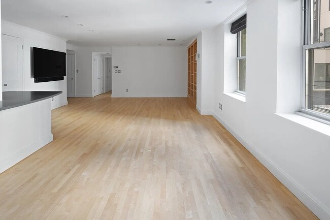 Photo - 253 W 73rd St Unit 10J