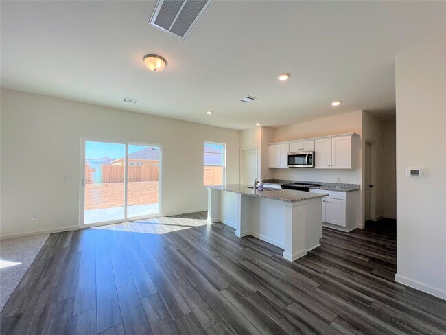 Photo - 1036 Lacebark Pne Ln