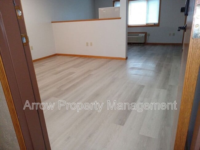 Photo - 150 Poppe Dr