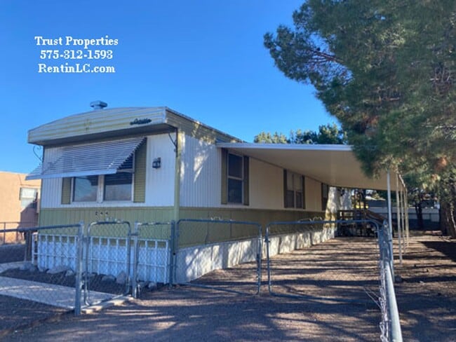Building Photo - Singlewide with Fridgerated AC downtown area