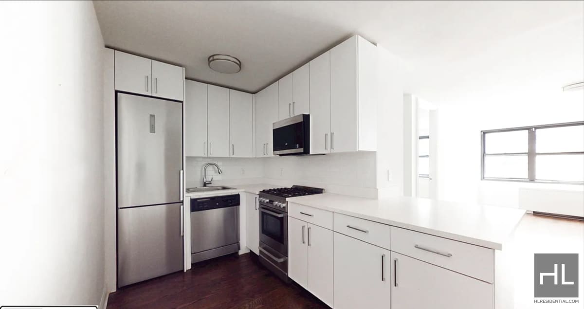 5 AVENUE - 5 AVENUE Unit 3E