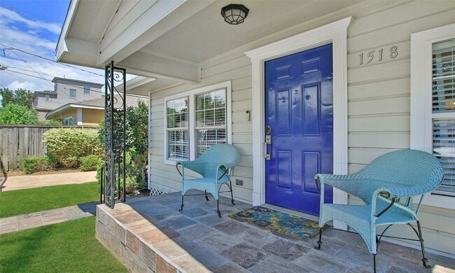 Photo - 1518 Sabine St