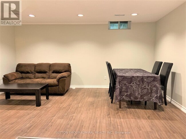 Photo - 26 Pandora Ct