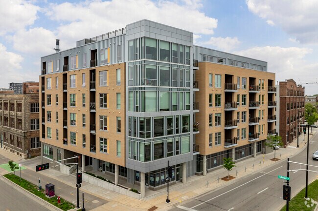 Building Photo - The Edge Rental