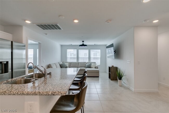 Photo - 639 Morbucks Ln