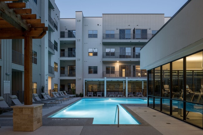 Photo - Hawthorne House