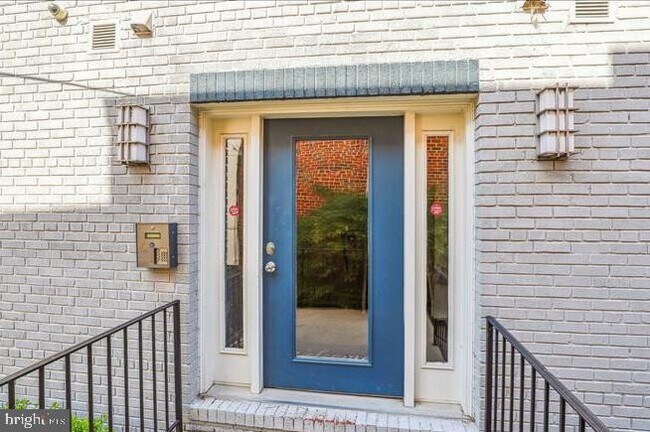 1340 Nicholson St NW Unit 2