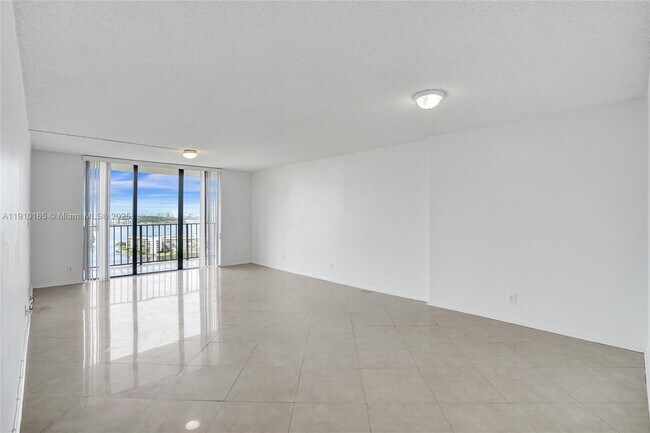 Photo - 18151 NE 31st Ct Unit 2003