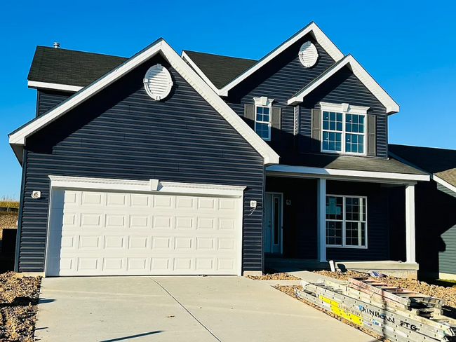 Building Photo - 927 Little Fieldstone Court Rental