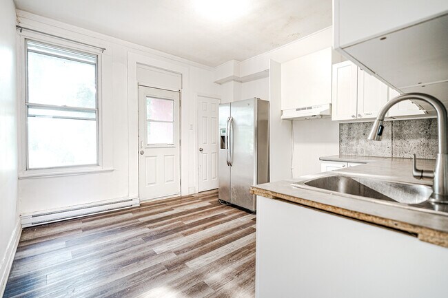 Photo - 8701 Av. Souligny