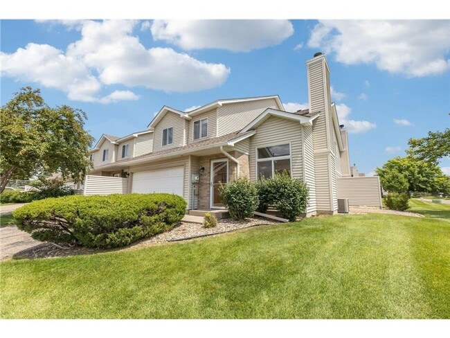 Photo - 2 Bed + Loft End Unit Townhome- Available 6/1