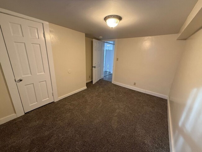 Photo - 165 Pleasant St Unit Bsmt