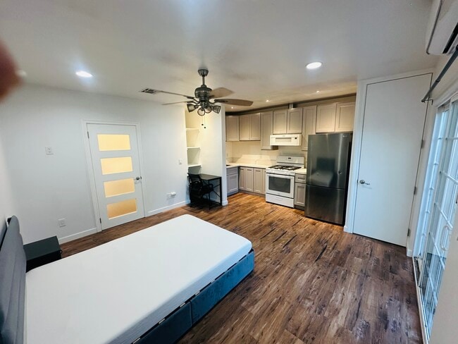 Photo - 13032 Glamis St