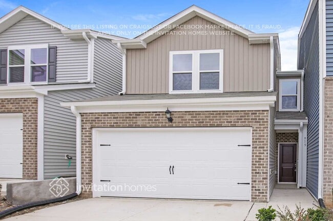 Photo - 915 Greenville Wy