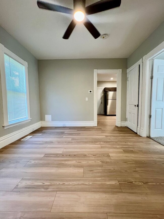 Photo - 707 McCourtie St Unit #1