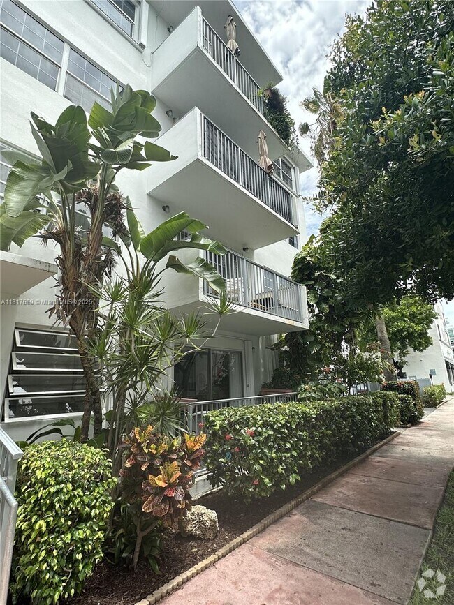 Building Photo - 525 Meridian Ave Rental
