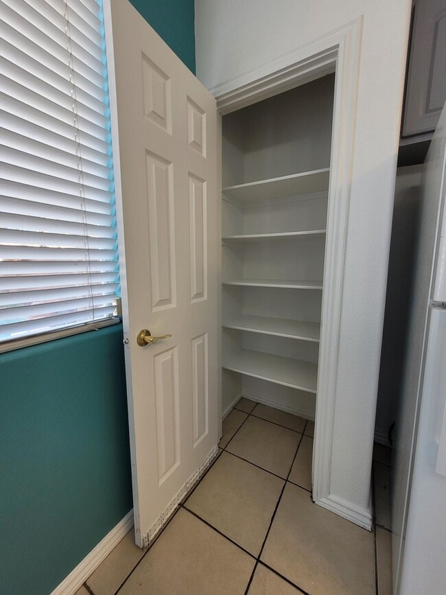 Photo - 5926 Silver Trace Ct