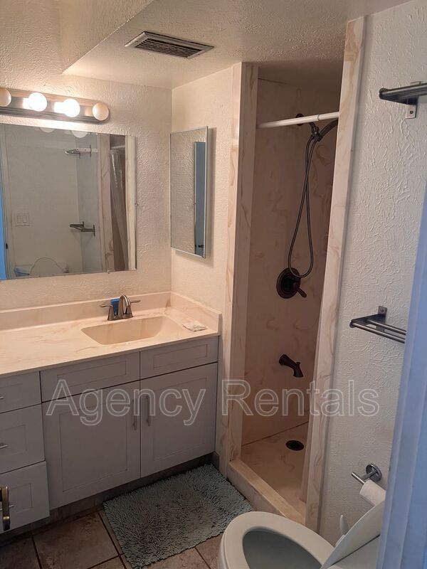 Photo - 1702 Kewalo St Unit Hale O Kalani Towers