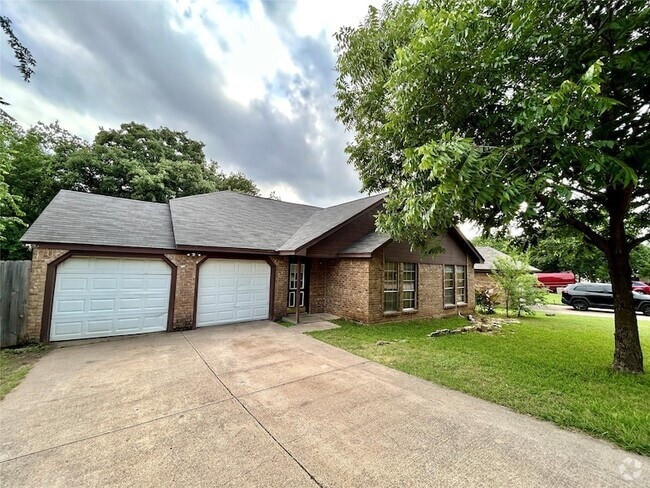 Building Photo - 5418 Lansingford Trail Rental