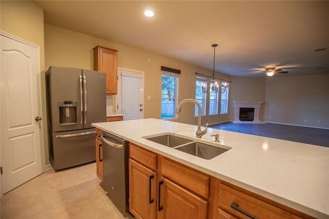 Photo - 3806 Juniper Hills St