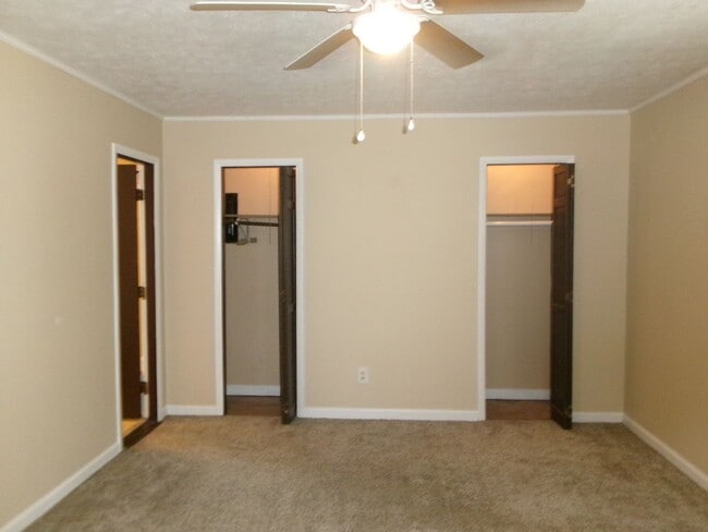 Photo - 6218 Blynn Dr Unit 2