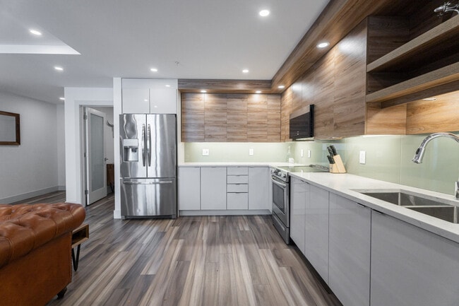 Photo - 5515 Clyde St. Unit SI ID1222949P