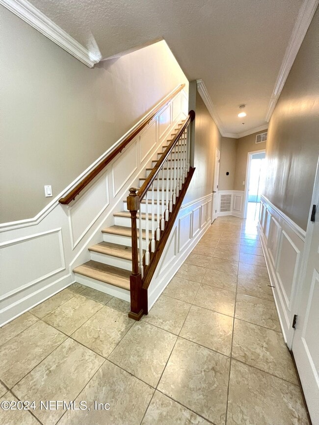 Photo - 4462 Ellipse Dr