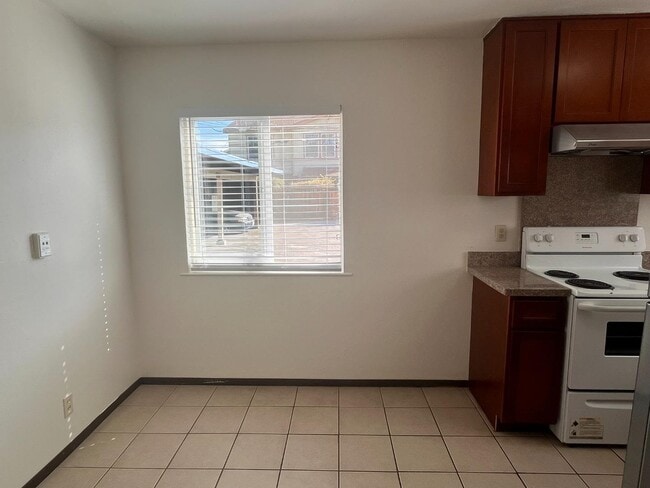 Photo - 1564 Quebec Ct