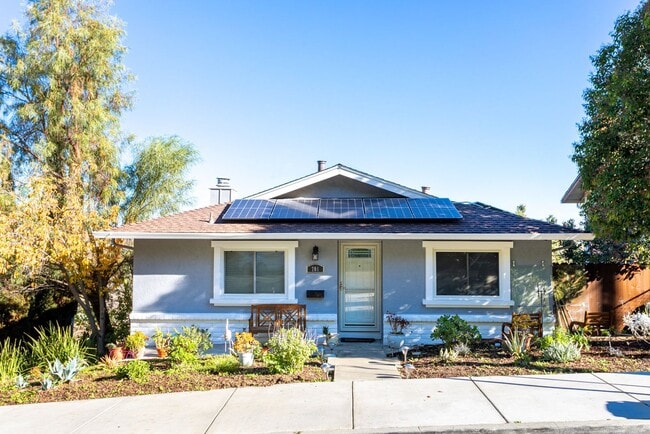 Building Photo - Beautiful Home In Martinez Hills