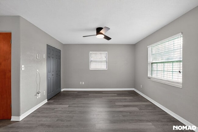 Photo - 516 3rd Ave NE