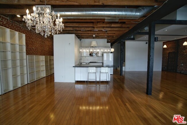 Photo - 500 Molino St Unit 315