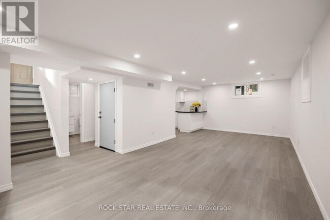 Photo - 60 Champlain Ave